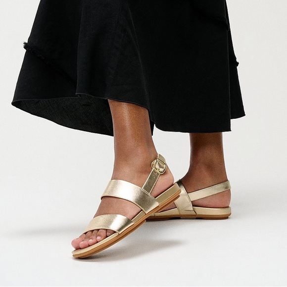 Fitflop metallic gold leather Gracie flat sandals - size 7 - Picture 5 of 10